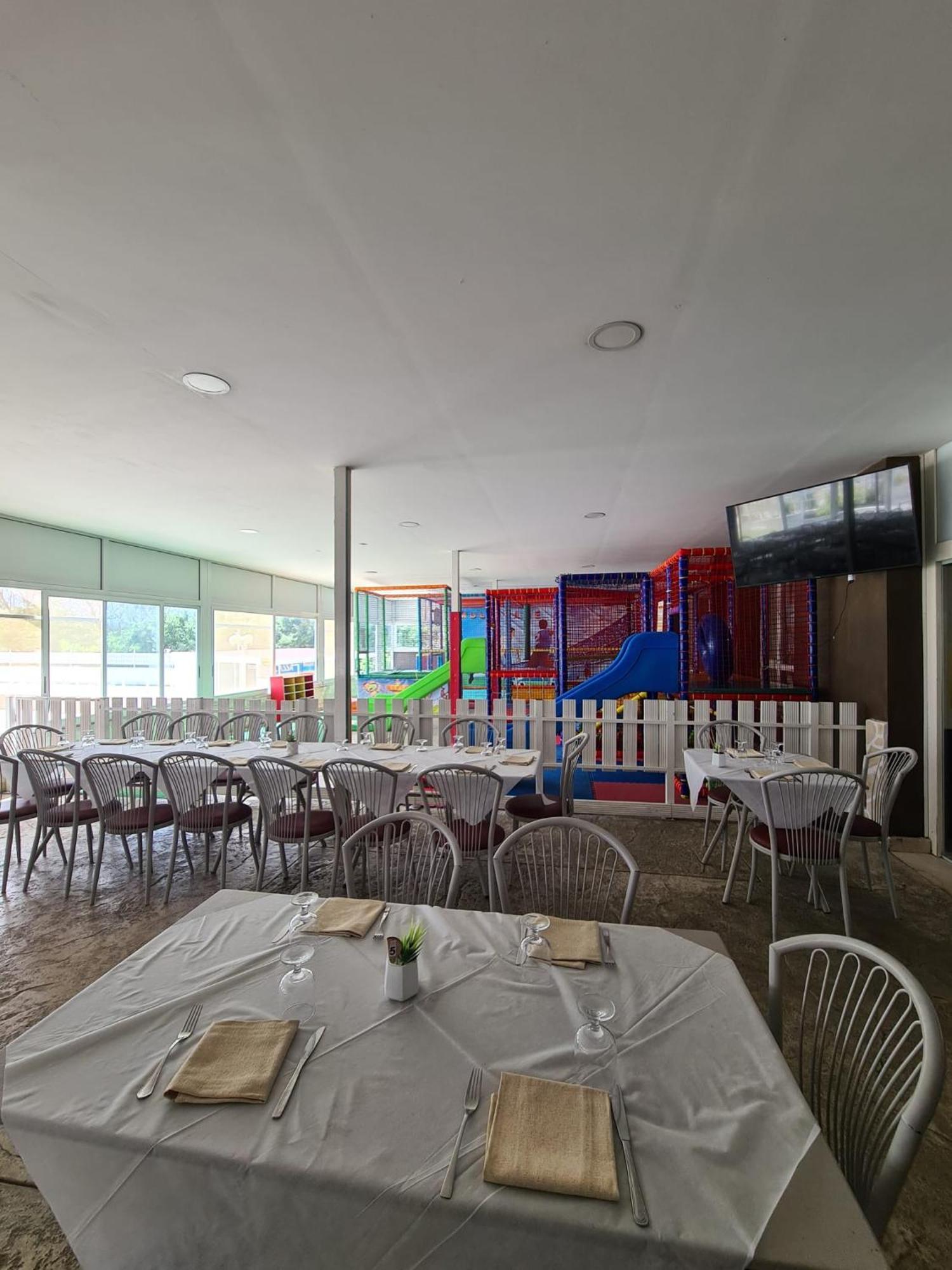Hotel Saturday Palma Campania Exterior photo