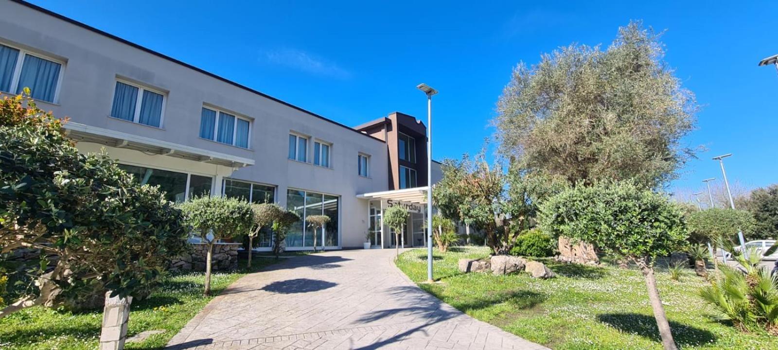Hotel Saturday Palma Campania Exterior photo